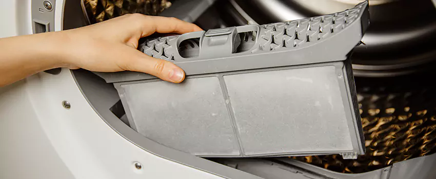 Signs Of A Clogged Dryer Lint Trap in Cliffside Park, New Jersey